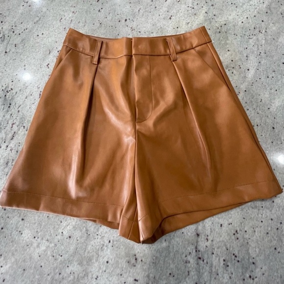 7 For All Mankind Pleated High Rise Faux Leather Shorts! X-Small summer party
